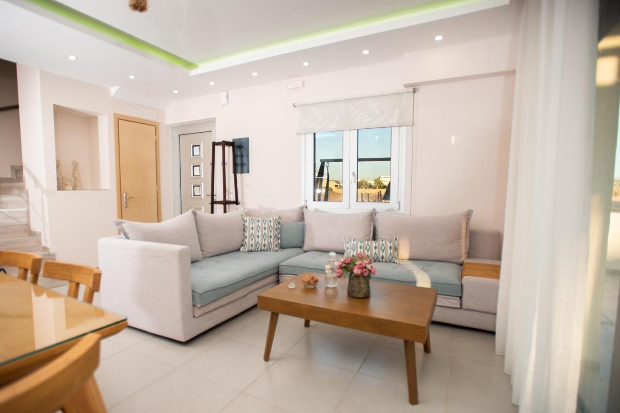 Melia Villa Kokkinos Pirgos Exterior photo